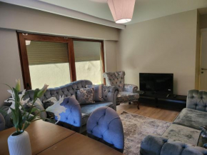 Nice 2 bedroom flat across ottoman ıhlamur Palace